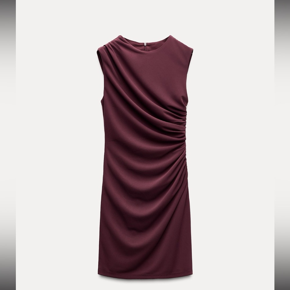 Zara NEVER WORN short plum dress with ruching